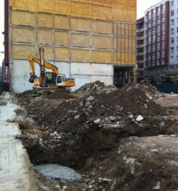 Fin trabajos de demolici�n. Inicio trabajos de vaciado del solar.